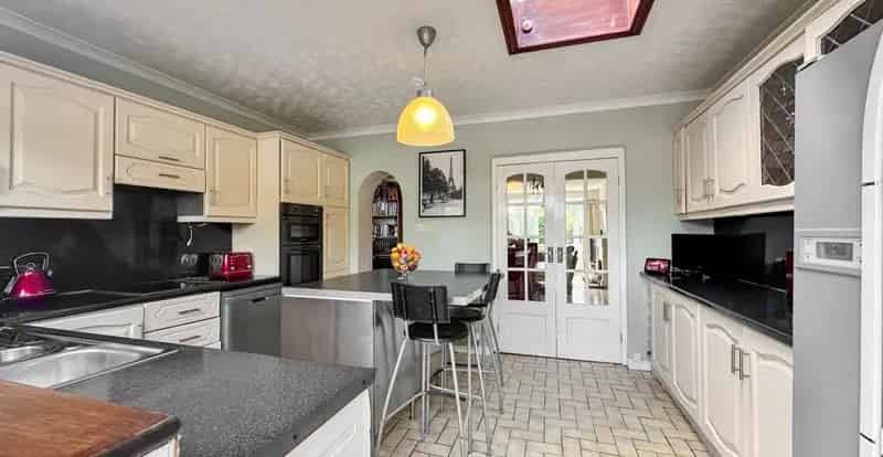3 bedroom house for sale