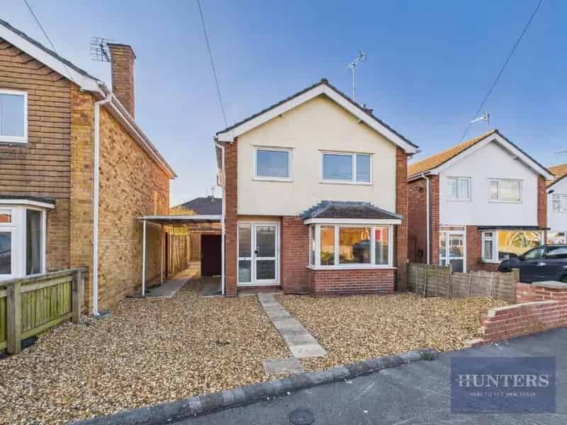 3 Bedroom Detached House for Sale