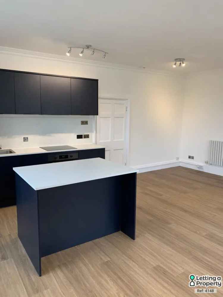 1 Bedroom Flat Bath City Centre Royal Crescent Views