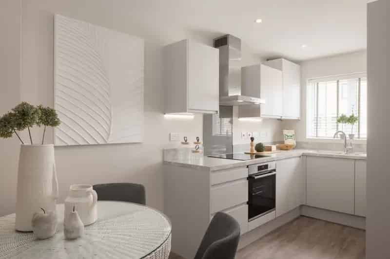 3 Bedroom Terraced House for Sale in Egham