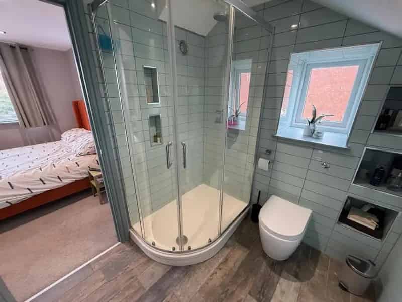 4 Bed Detached House for Sale No Upward Chain