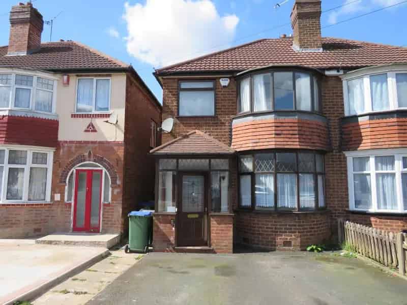 Three Bed Semi Detached House Extended Double Garage Available August