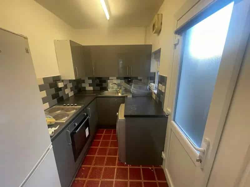 2 Bed Mid Terrace House Small Heath Double Glazing Gas Central Heating