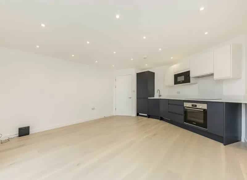 One Bedroom Penthouse Apartment Crouch End