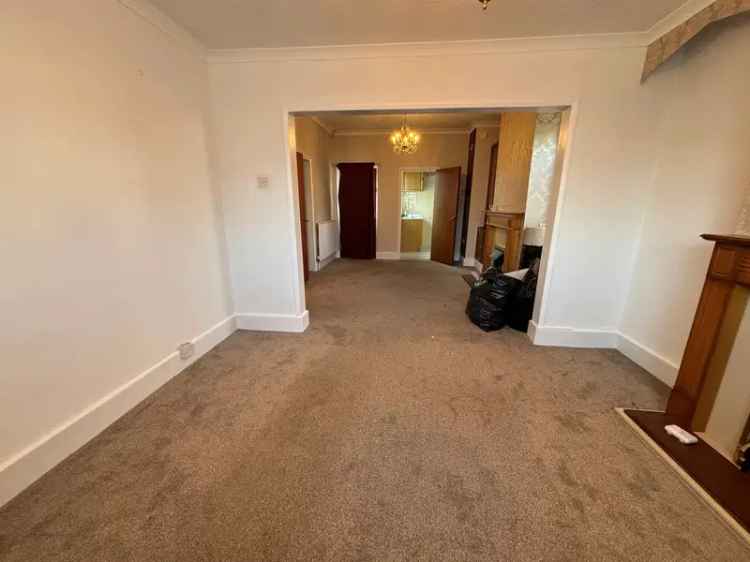 Two Bedroom Detached Bungalow Brownhills Garage Parking Available April