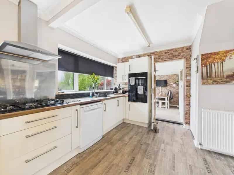 4 Bed Semi-Detached House for Sale