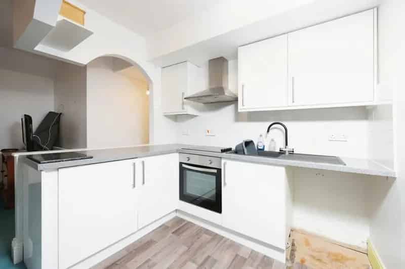 Two Bedroom Apartment in Tremarran Court