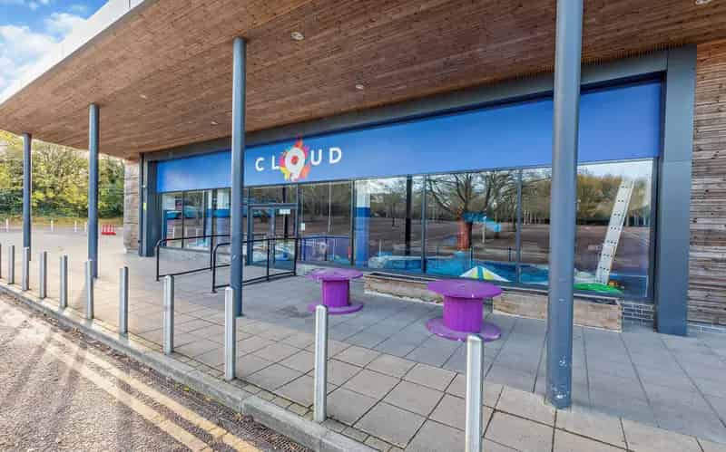 Hemel Hempstead Leisure Unit For Rent 16633 sq ft Jarman Square