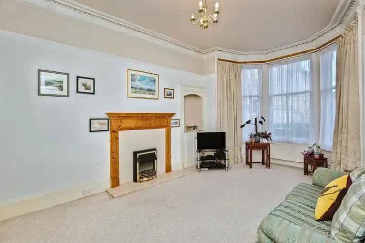 2 bedroom ground floor flat for sale