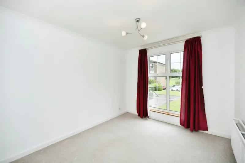 Two Double Bedroom Ground Floor Apartment Near Preston Park Station