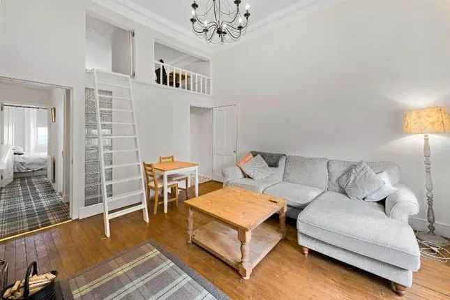 Flat to rent in Lynedoch Street, Park, Glasgow G3