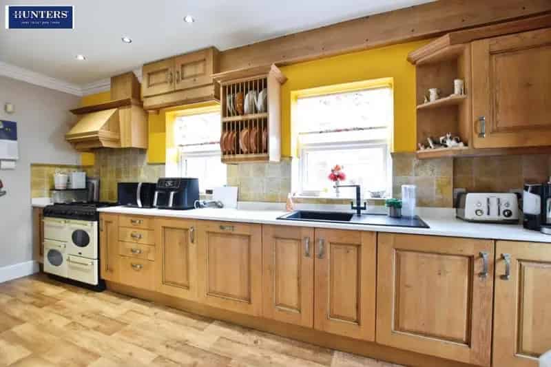 3 bed property for sale