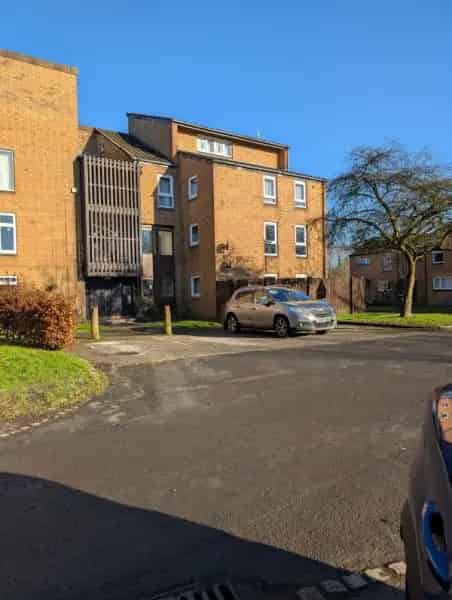 Large 2 Bed Property with Ample Storage