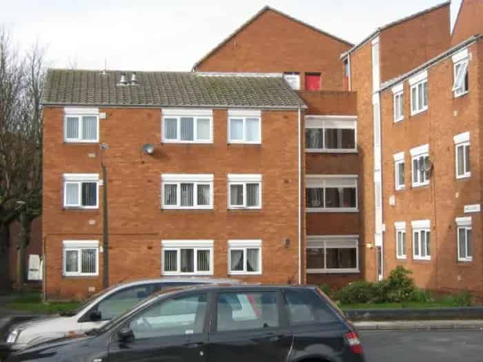1 Bed Flat Aigburth Centre UNFURNISHED Gas Central Heating Double Glazing