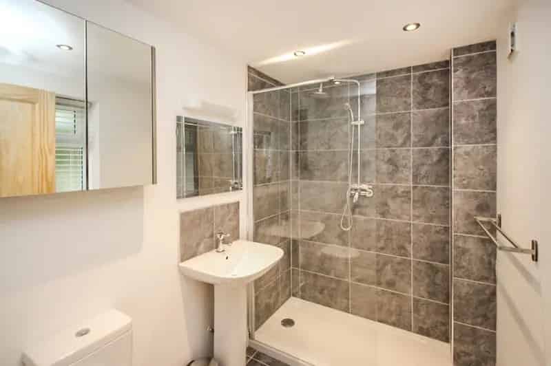 1 Bedroom Semi Detached Flat to Rent Easton-In-Gordano Bristol