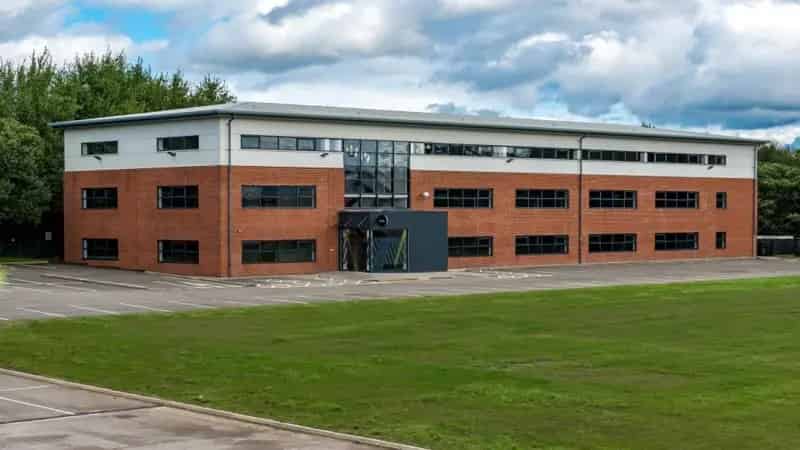 Commercial property For Rent , Salford, England