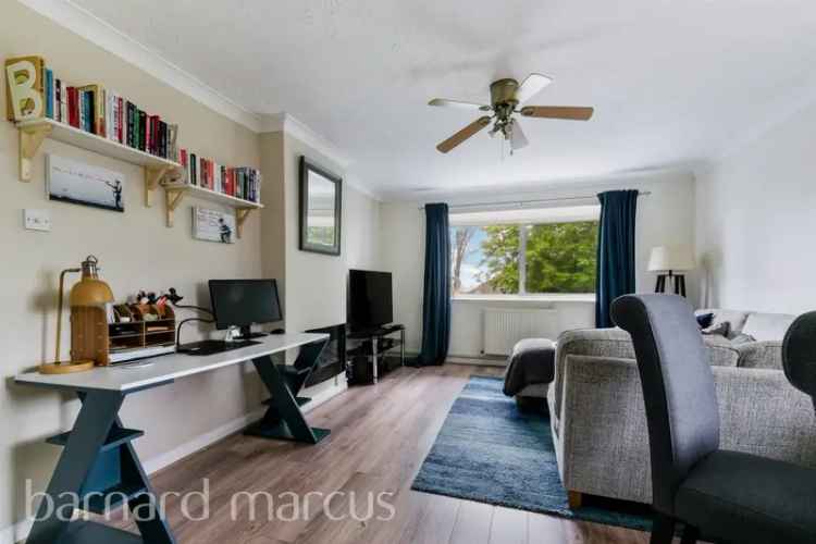 Flat For Sale , London, England