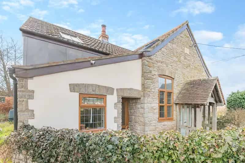 3 Bedroom Detached House for Sale in Thornbury