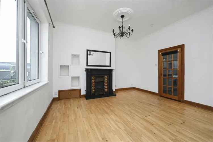 2 Bed Flat Maisonette Near Straiton Retail Park