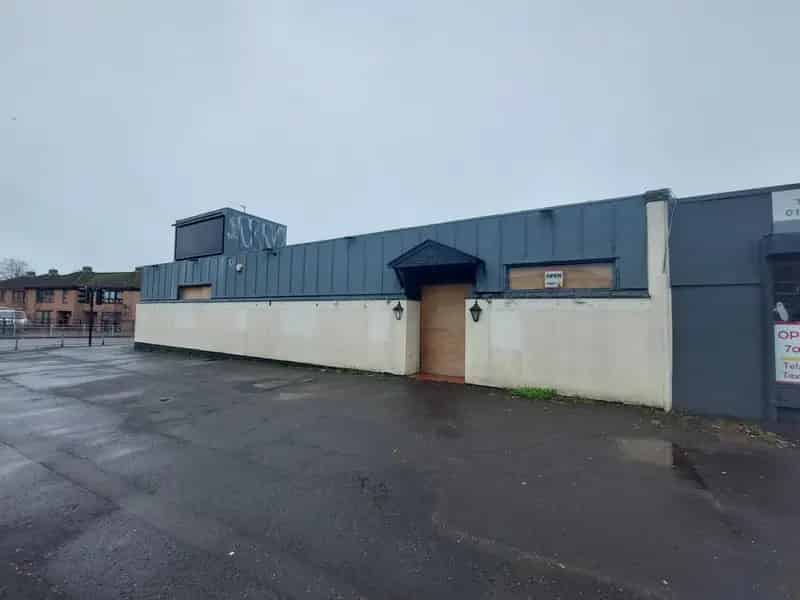 Restaurant Space Main Road Frontage 8 Parking Spaces