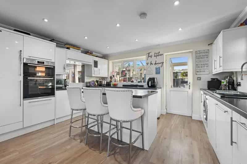 5 Bedroom Detached House Wickham Bishops