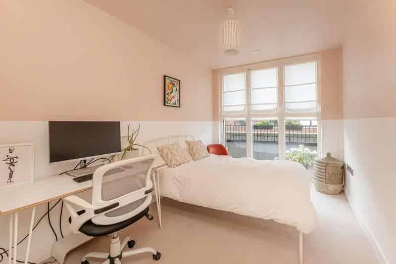 2 Bed Flat for Sale Canal Views Fish Island Village