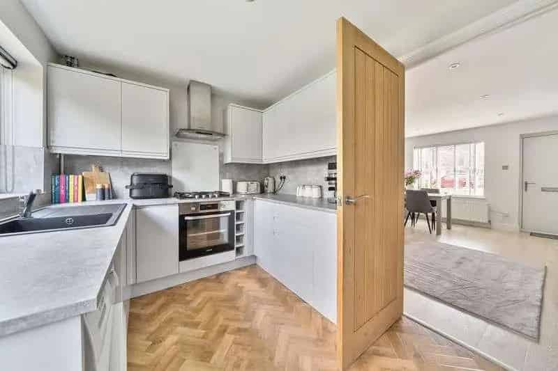 2 Bed House for Sale Briar Avenue