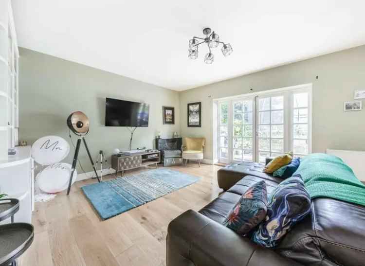 3 Double Bedroom Apartment with Private Garden - Wandsworth