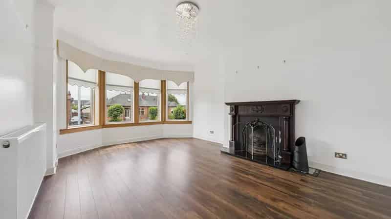 Semi Detached Bungalow Old Cathcart Six Apartments Family Home