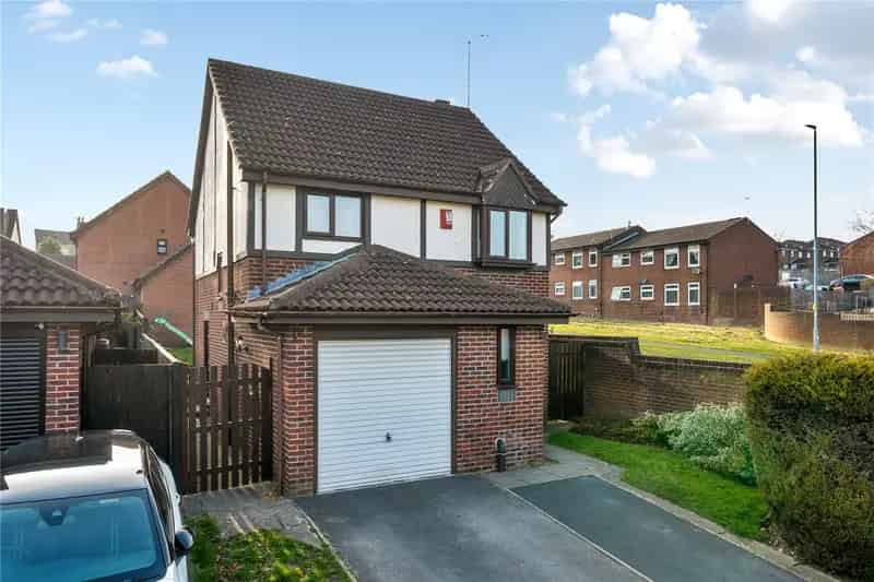 Three Bedroom Detached House For Sale