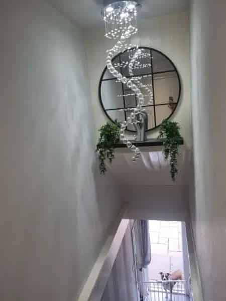 Large 3 Bed House with Jacuzzi, Great Schools and Transport