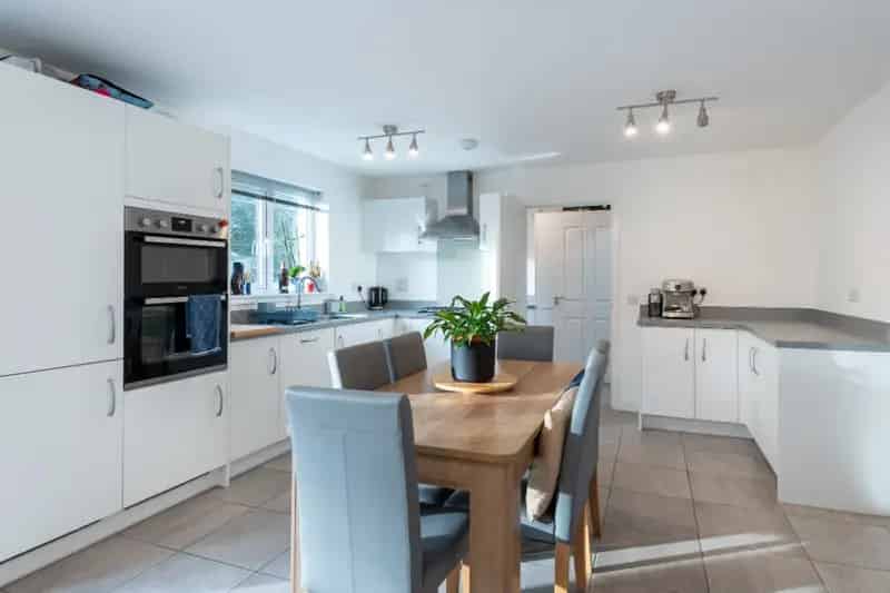 Villa For Sale in Liff - 4 Whitelawston Road