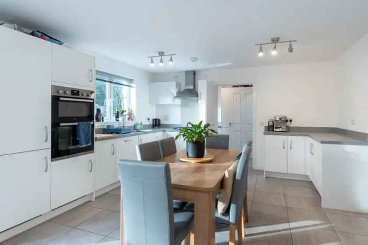 Villa For Sale in Liff - 4 Whitelawston Road