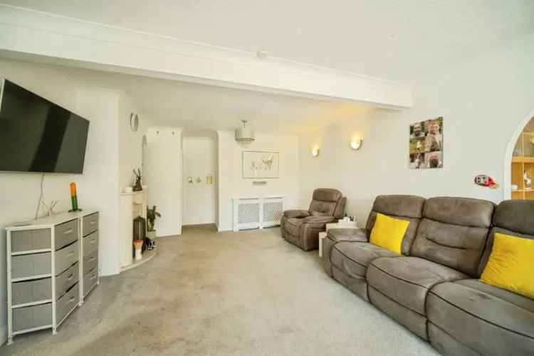3 Bedroom Detached Bungalow for Sale in Old Basing