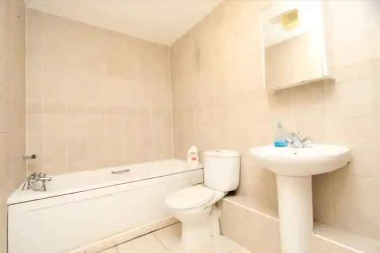 2 bedroom flat for sale