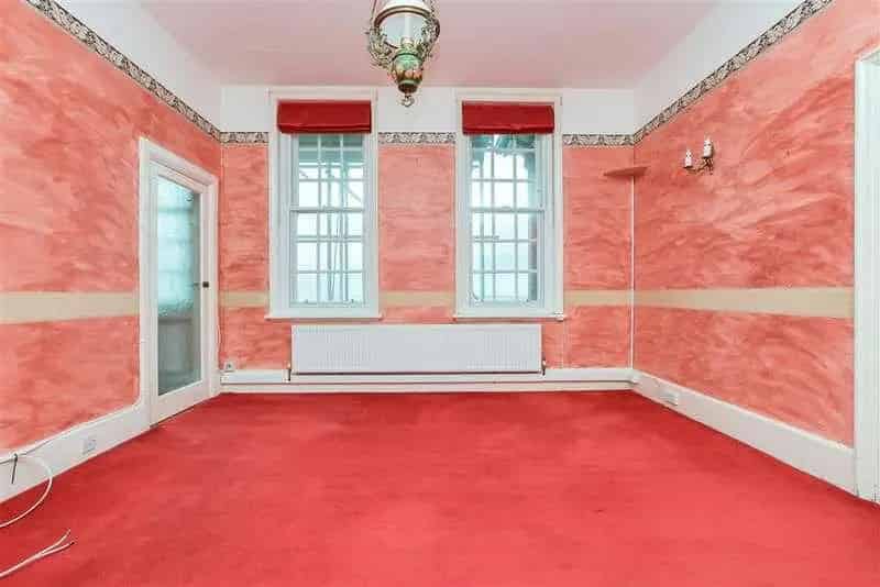 2 Bed Flat for Sale Broadstairs Sea Views Auction