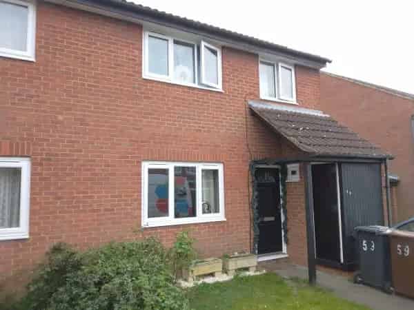 23 Bed House with Garage and Garden Quiet CuldeSac