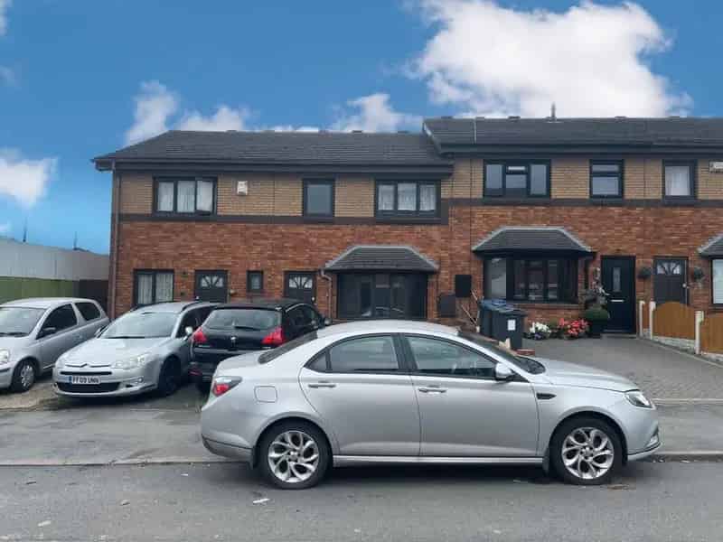 3 Bedroom Terraced House For Sale At Auction