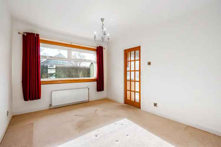 Spacious Detached Bungalow in Bridge of Allan