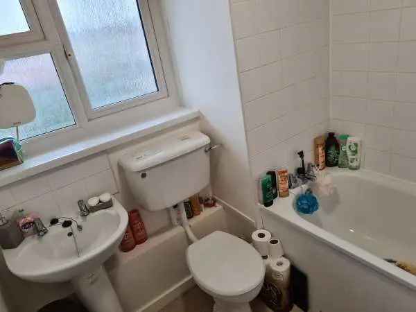 Flat For Rent in London, England