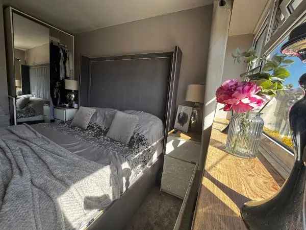 4-Bedroom Council House Swap - NN6 0BD Area