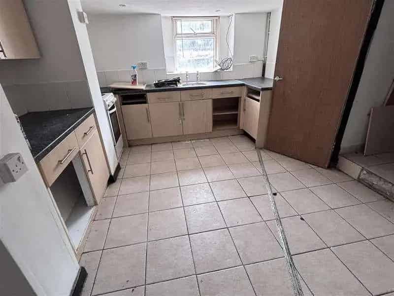 3 Bed End Terrace House for Sale at Auction