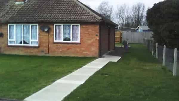2 Bed Bungalow for Over 55s - Quiet Cul-de-sac