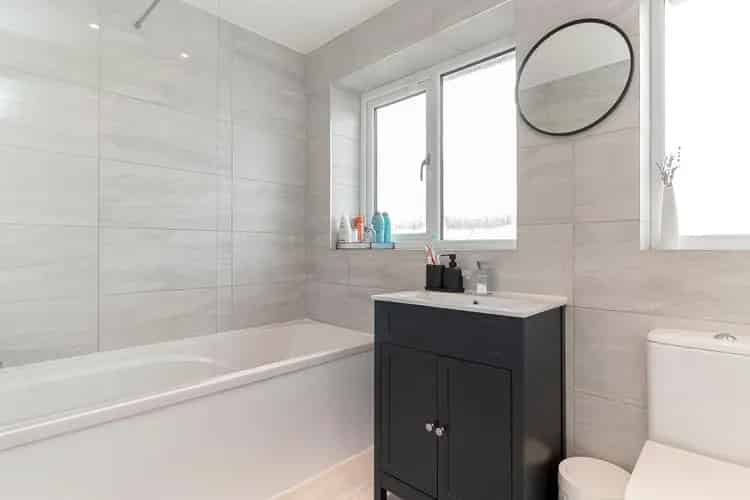 3 Bed Semi-Detached House for Sale in Bilton