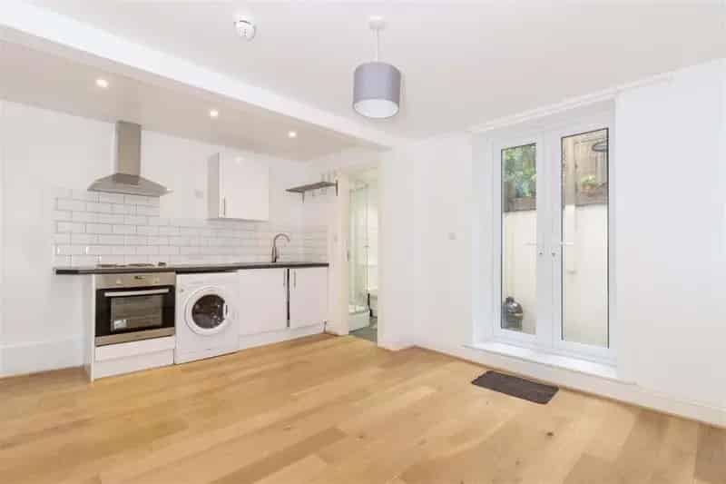 1 Bedroom Flat 7-Dials Brighton Near Station Seafront