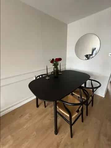 2 Bedroom Maisonette - Newly Decorated High Spec