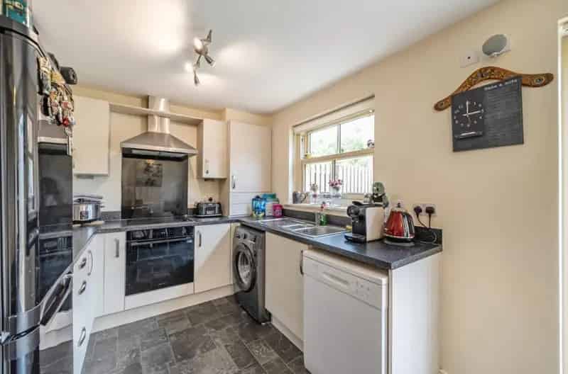 2 Bed House for Sale Near Horsforth