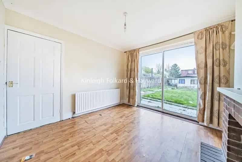 House For Sale , 9, Knapp Road, London, England