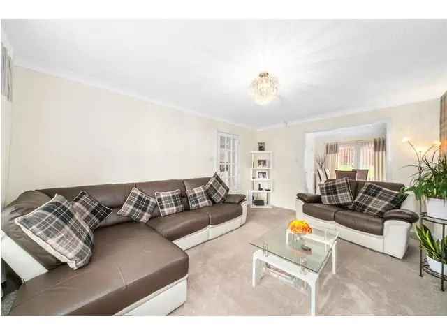 4 Bedroom Detached House for Sale Gartcosh