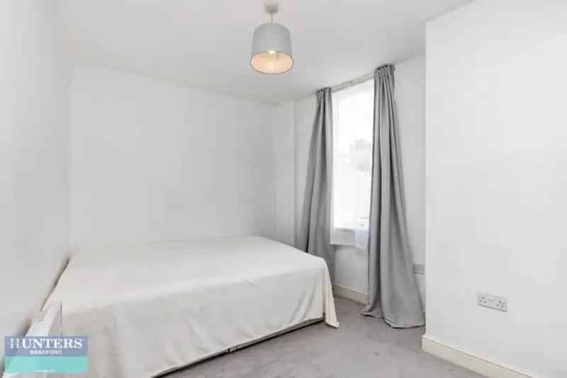 2 Bed City Centre Flat for Sale Modern Open Plan Living